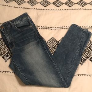 American Eagle High-Rise Jeggings!